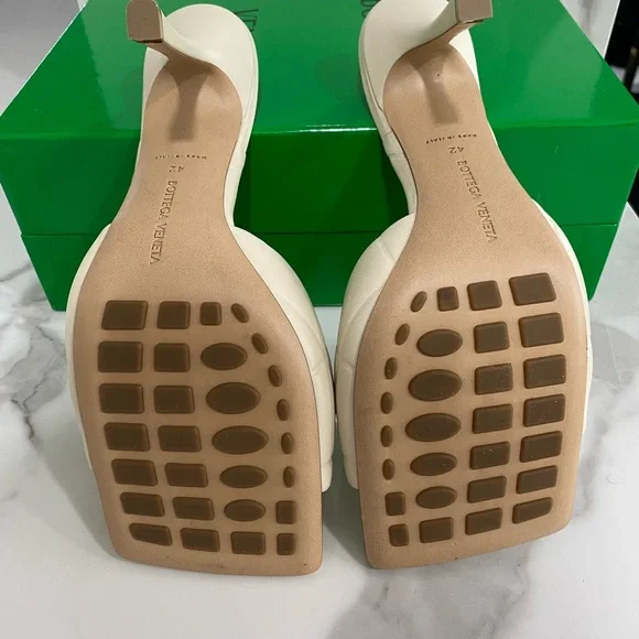 Bottega Veneta 90mm Xl Quilted Leather Slide Sea Salt - Picture 10 of 11